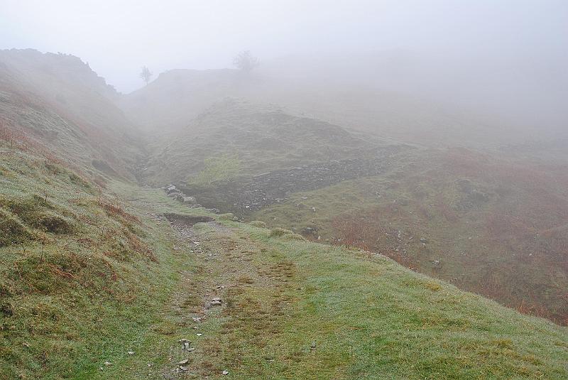 40-SlateWall.jpg - Further down the path, into the mist. Soon, we missed our path...