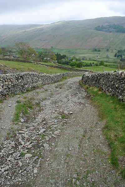29-ToTroutbeck.jpg - The path leading into Troutbeck: plain slate rock and gravel
