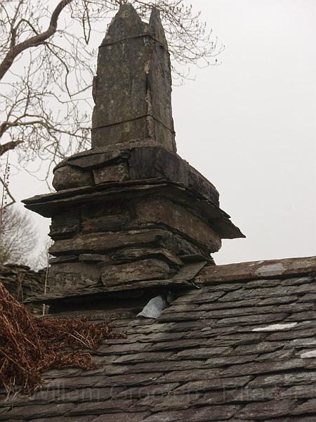 32-Chimney.jpg - Slate chimney - a common site in Troutbeck