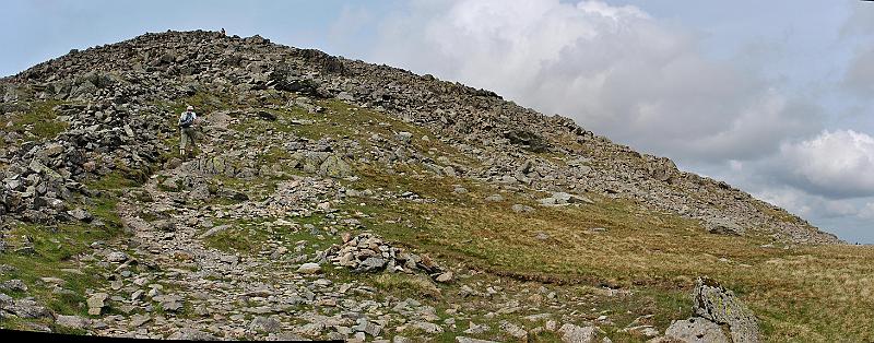 36-ToTheSummit.jpg - A stone path up the summit - a rocky outcrop