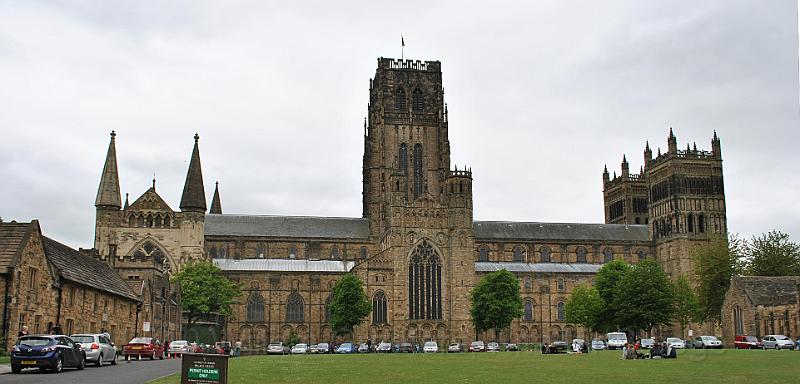 07-DurhamCathedral.jpg - Durham cathedral in full glory.
