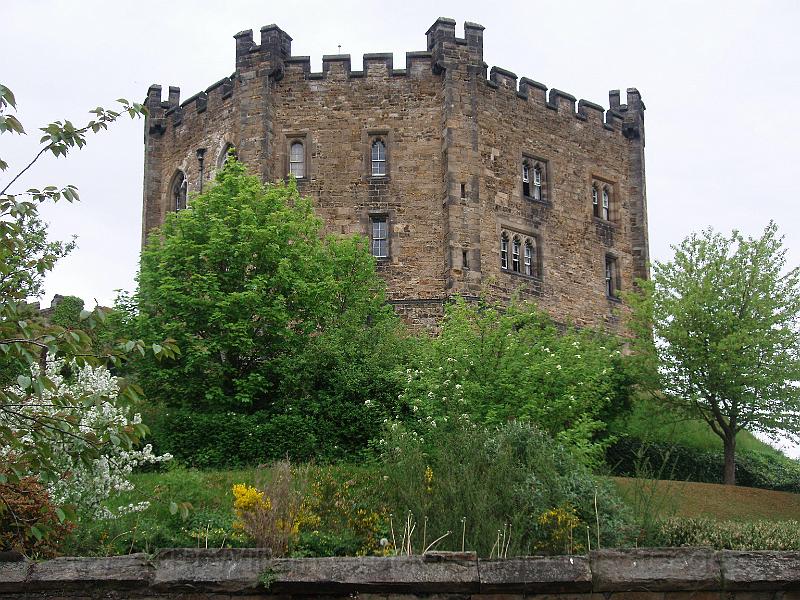 23-DurhamCastle.jpg - Durham Castle: the central tower.