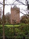 10-Kasteel1 * Lunenburg - one of the formar castles, seen from front. * 1446 x 1953 * (505KB)