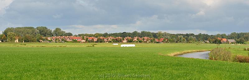 29-Berkum.jpg - Berkum, once a small village, now a suburb of Zwolle, and the official target of this track.