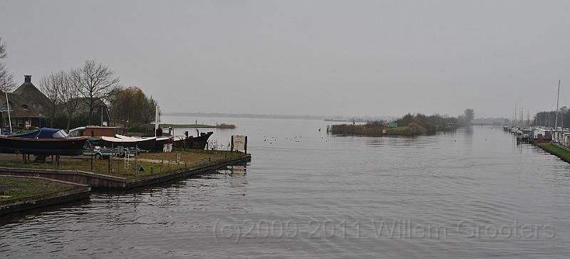 17-ToBeulaker.jpg - Looking onto the larger lake: Beulaker Wiede, from the marina at BlauweHand; this lakes covers the remains of a village Beulake, that vanished into the lake when it ate away the low lands in a storm.